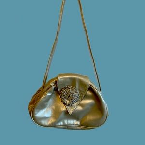 OOOH! Ashley small silver leather purse. Made in the USA.